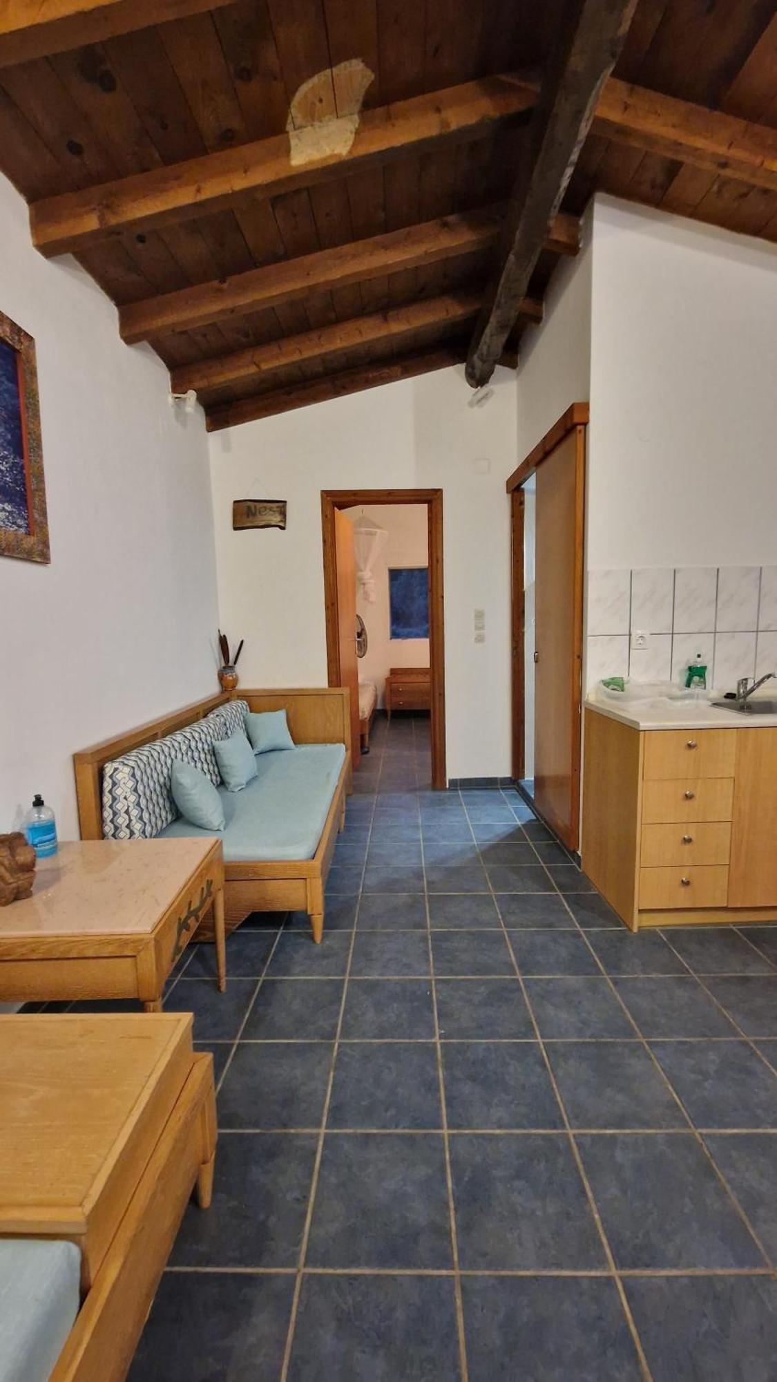 Corfu Sea Front Apartment, The Nest Holiday home *