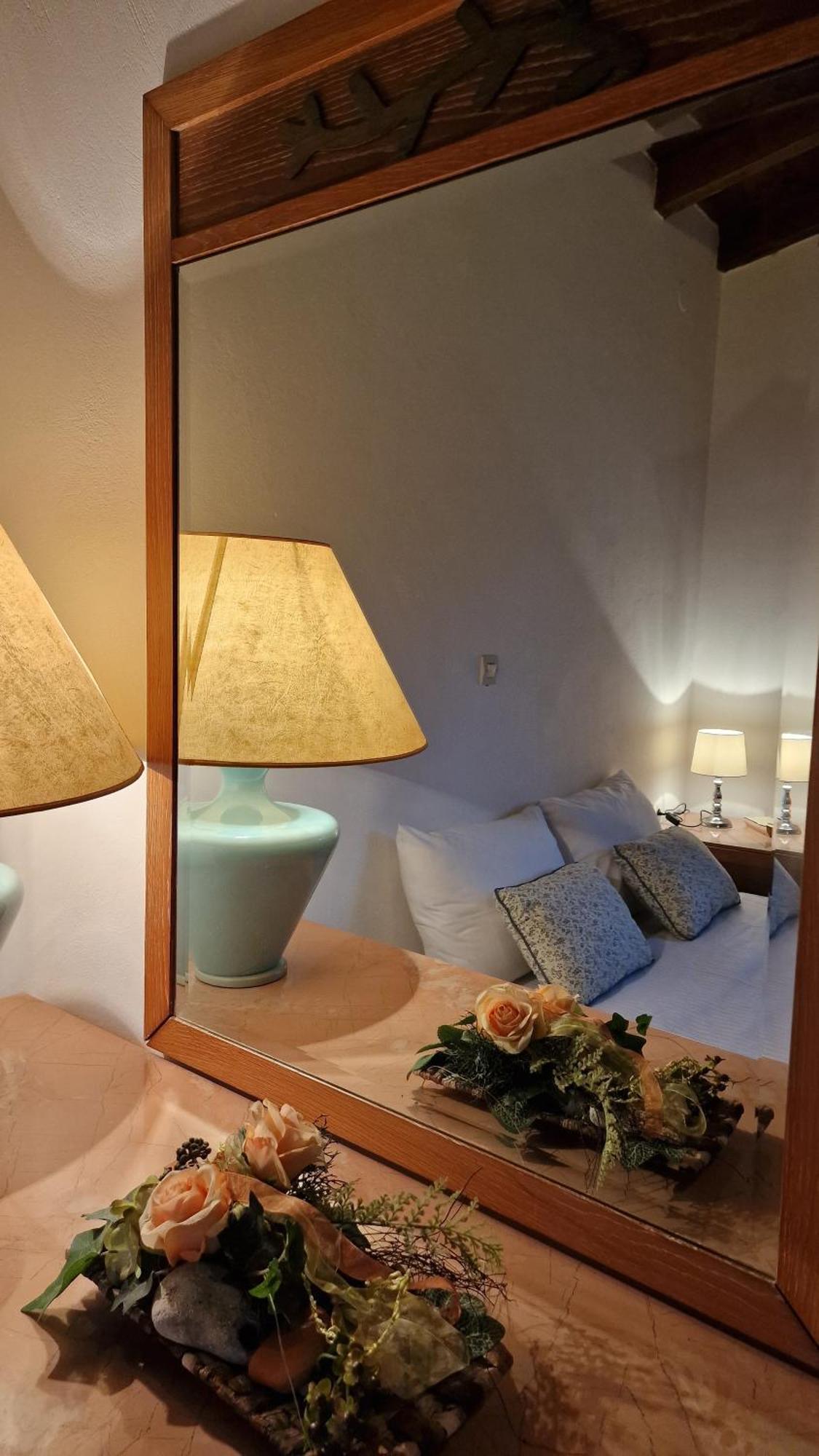 Corfu Sea Front Apartment, The Nest Holiday home *