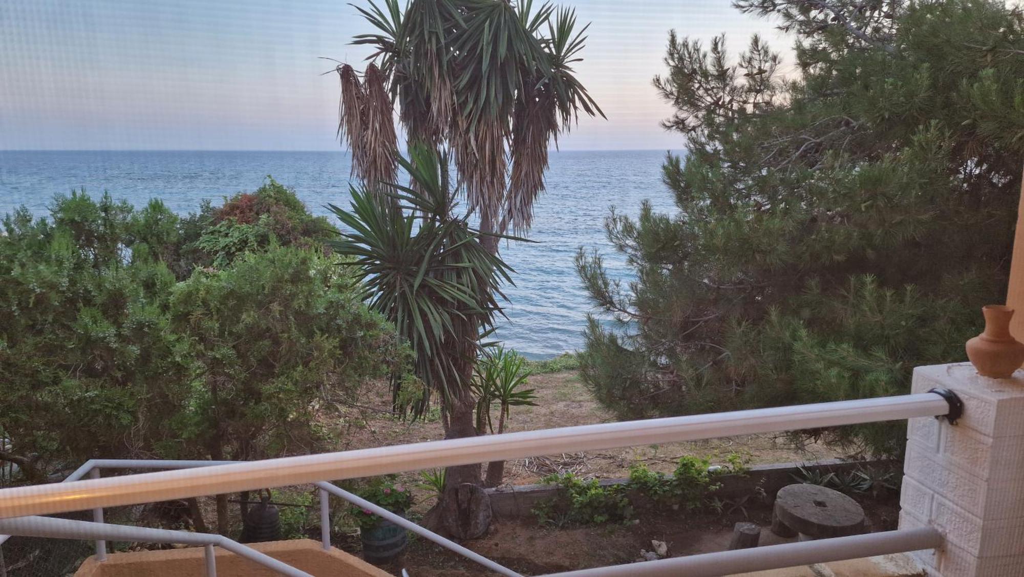 Holiday home Corfu Sea Front Apartment, The Nest